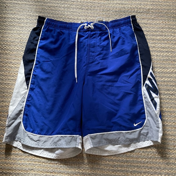 Nike Men’s Blue Swim Trunks - Picture 1 of 3